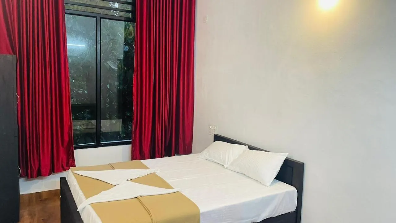 Hotel Ek Residency Munnar